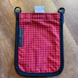 Tom Bihn passport pouch—discontinued!